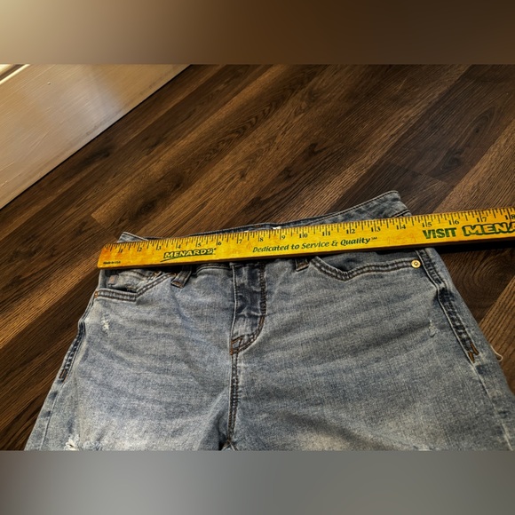 Seven7 Light Blue Denim Jeans frayed size 4 vacation casual weekend short - Picture 6 of 9